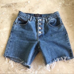 Adorable Vintage Boyfriend Jean Shorts by LEI